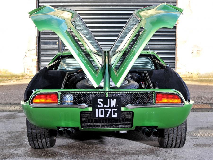  De Tomaso Mangusta 1967 года  (фото 8 из 10)